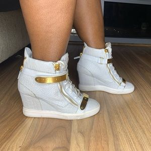 Giuseppe Zanetti Addy Wedge